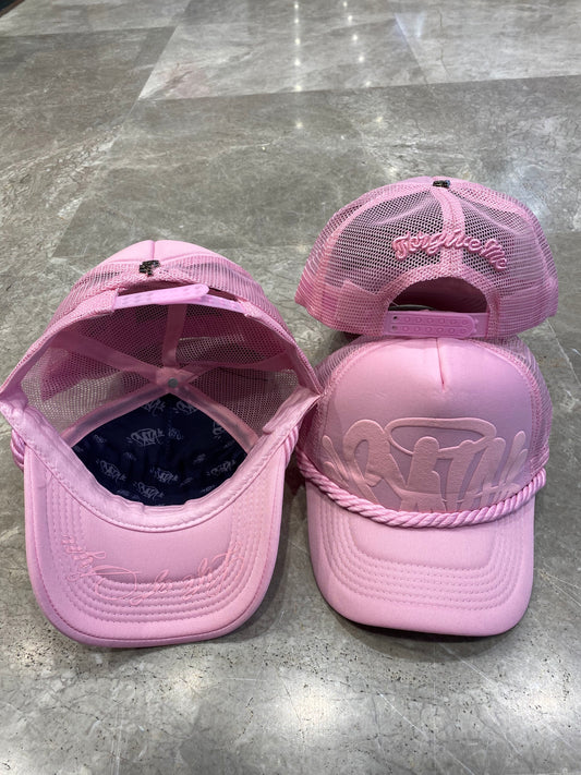 Syna özel seri trucker şapka pembe — önden, arkadan ve içten görünüm